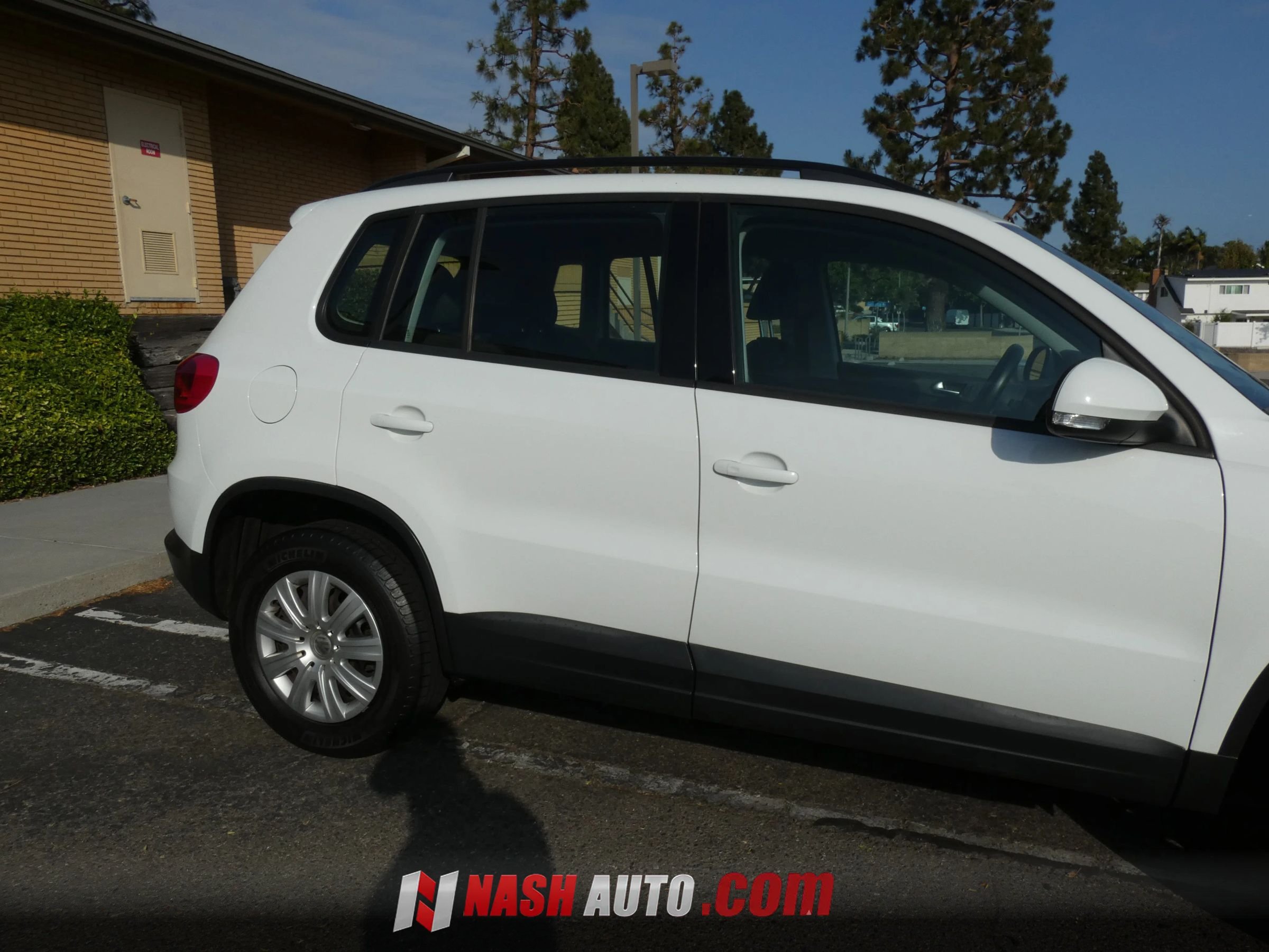 Used 2017 Volkswagen Tiguan S FWD image 7
