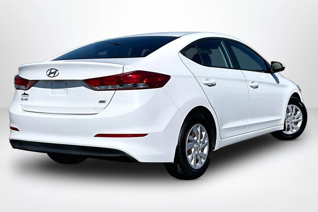 Used 2018 Hyundai Elantra SE FWD image 6