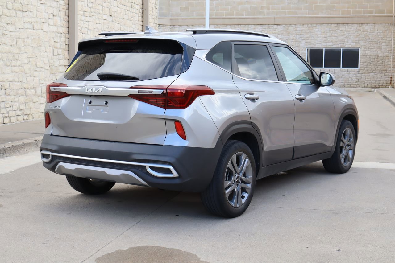 Used 2022 Kia Seltos S FWD image 3