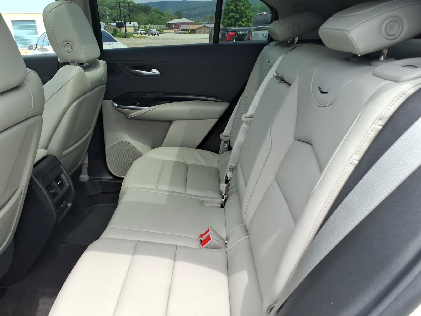 Used 2023 Cadillac XT4 Premium Luxury w/ Sun And Sound Package AWD/4WD image 7