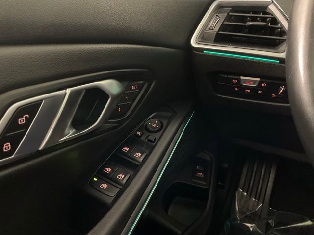 Used 2022 BMW 330i Sedan w/ Premium Package 2 image 19