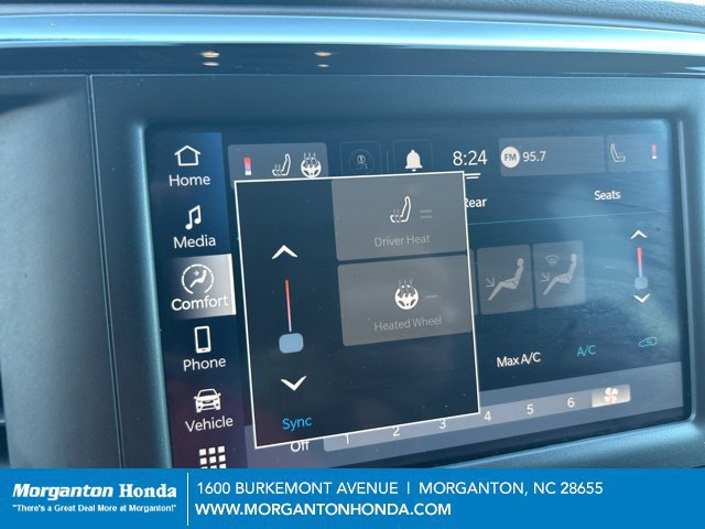 Used 2023 Chrysler Voyager LX FWD image 21