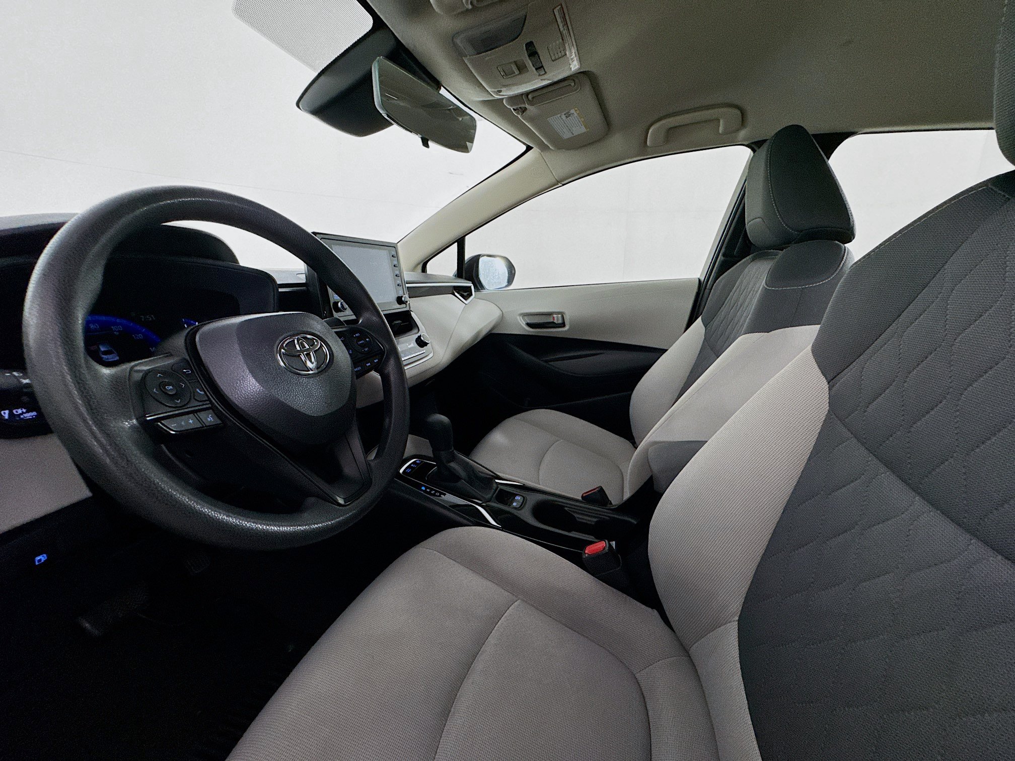 Used 2022 Toyota Corolla LE FWD image 20