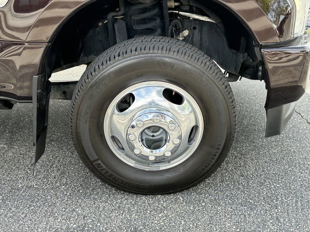 Used 2019 Ford F350 Limited AWD/4WD image 15