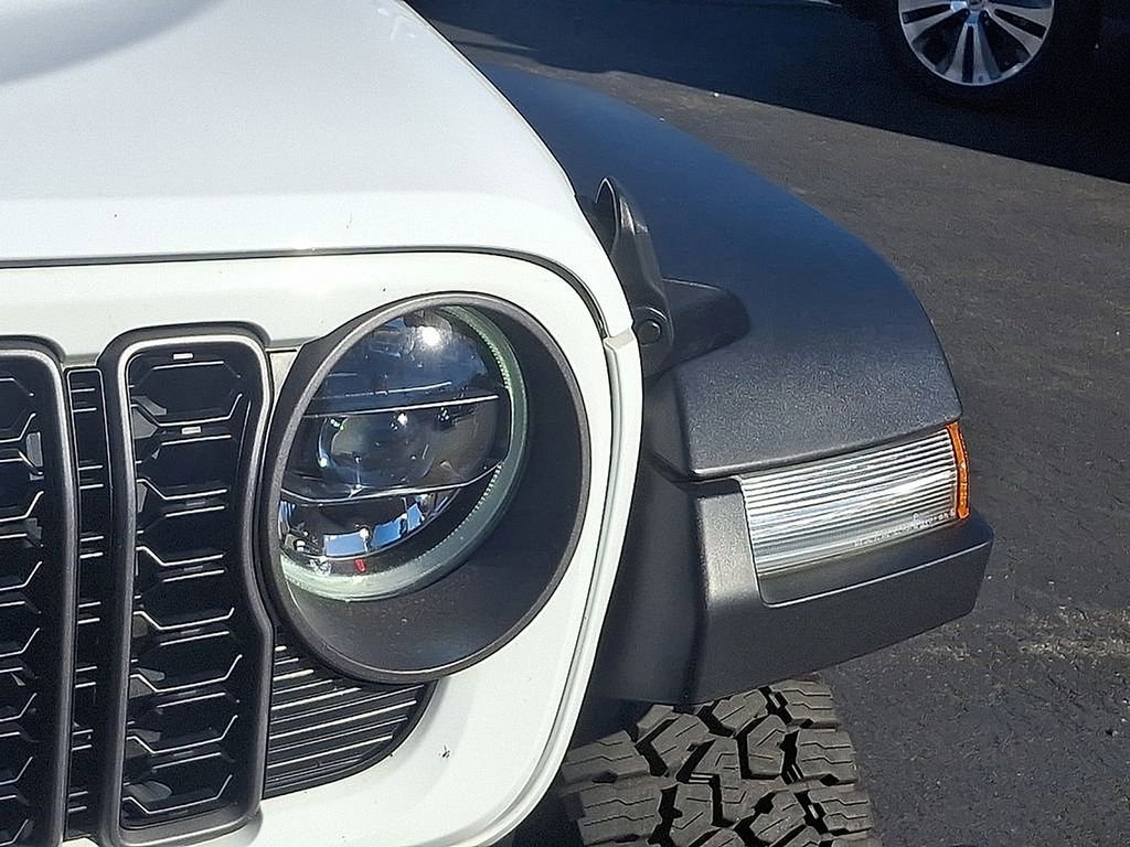 Used 2024 Jeep Gladiator Rubicon image 9