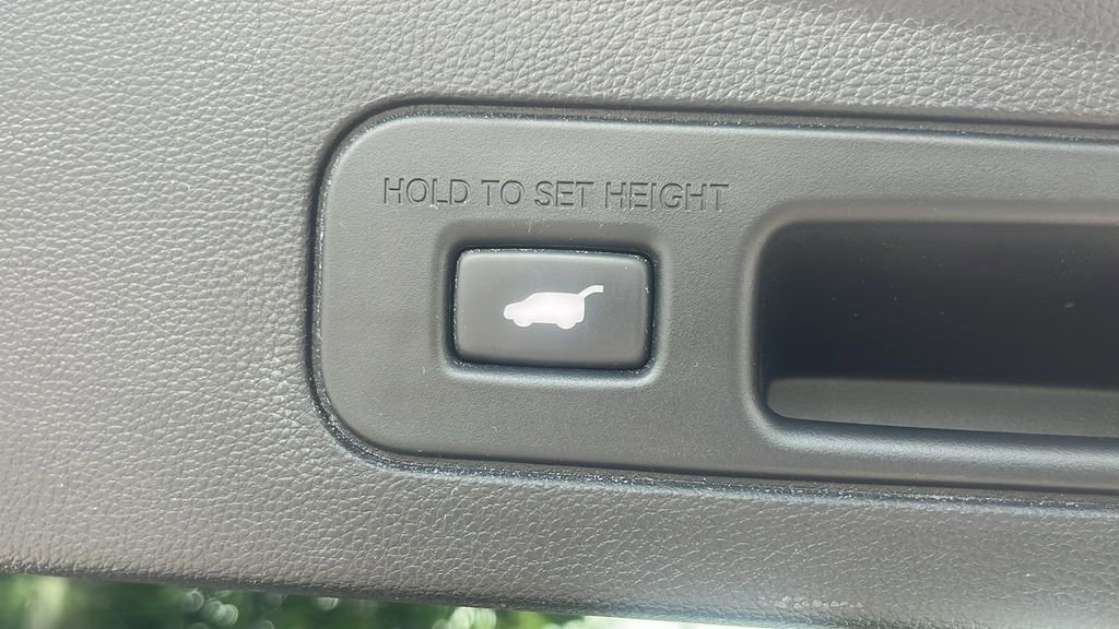 Used 2023 Acura MDX SH-AWD w/ Technology Package image 42