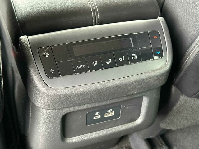 Used 2023 Nissan Pathfinder SL image 15