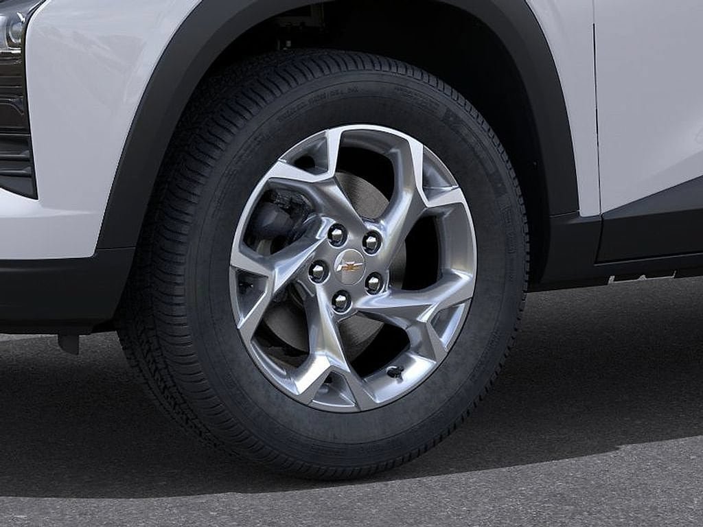 New 2026 Chevrolet Trax LS w/ LS Convenience Package FWD image 9