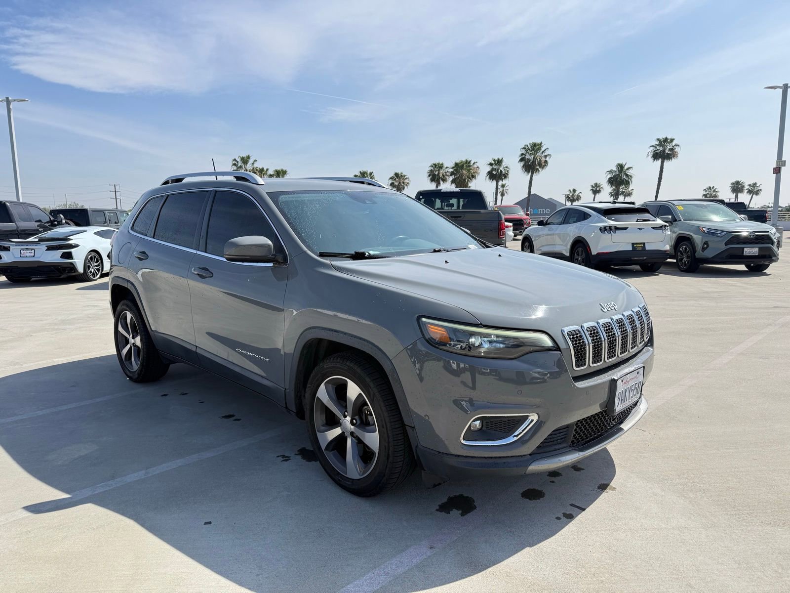 Used 2020 Jeep Cherokee Limited w/ Technology Group image 4