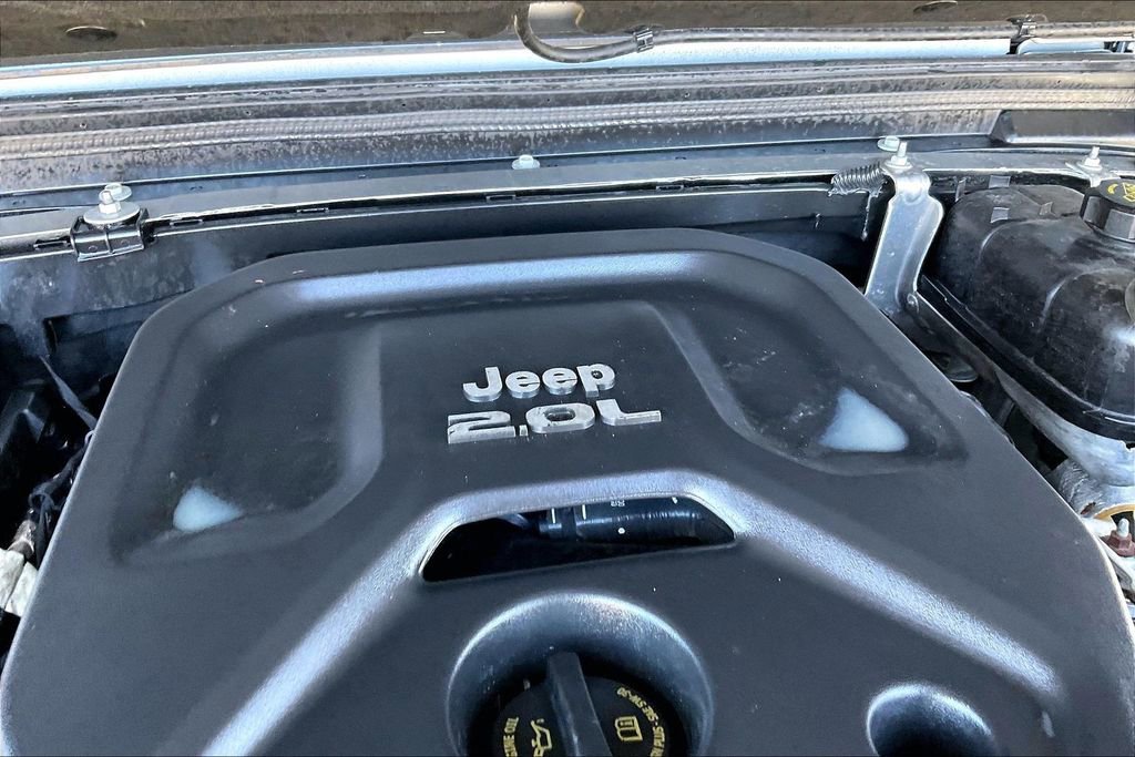 Used 2020 Jeep Wrangler Unlimited Sahara image 29