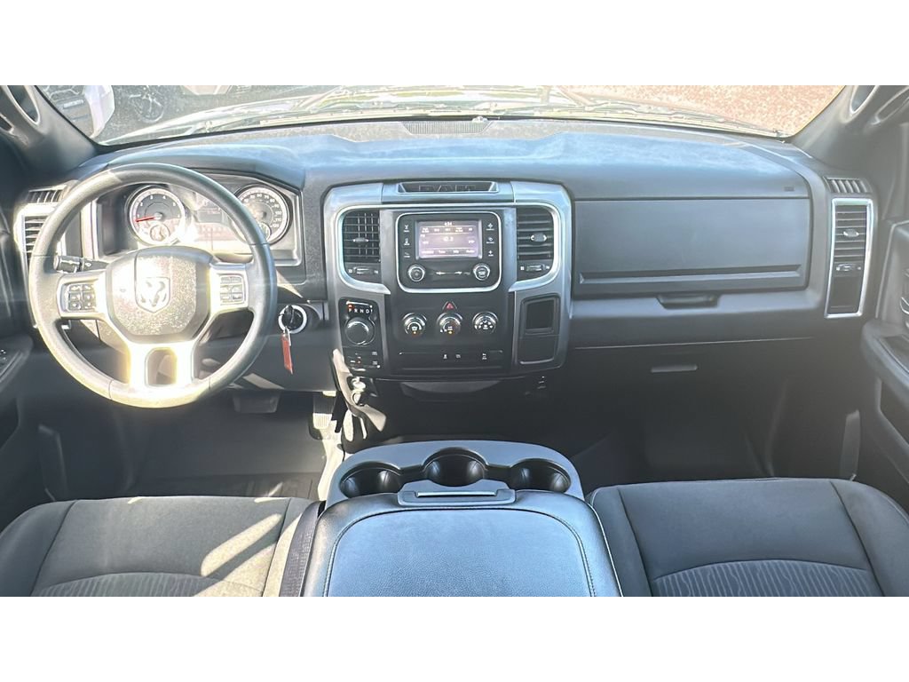 Used 2024 RAM 1500 Warlock AWD/4WD image 19