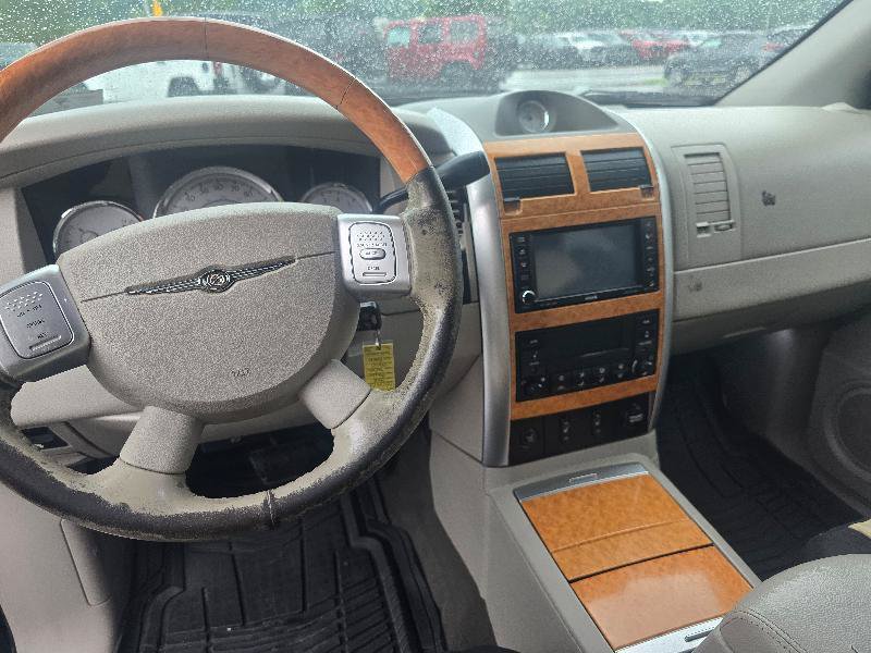 Used 2008 Chrysler Aspen Limited AWD/4WD image 9