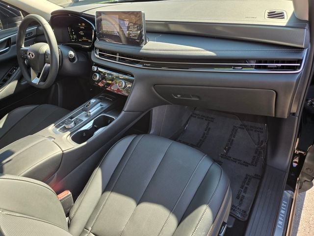 Certified 2026 INFINITI QX60 Pure w/ Family Package AWD/4WD image 22