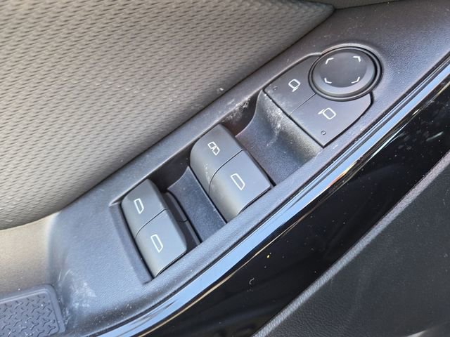 New 2026 Chevrolet Equinox LT w/ Convenience Package II image 10