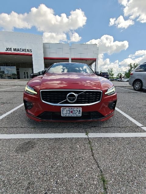 Used 2019 Volvo S60 T6 R-Design AWD/4WD image 3