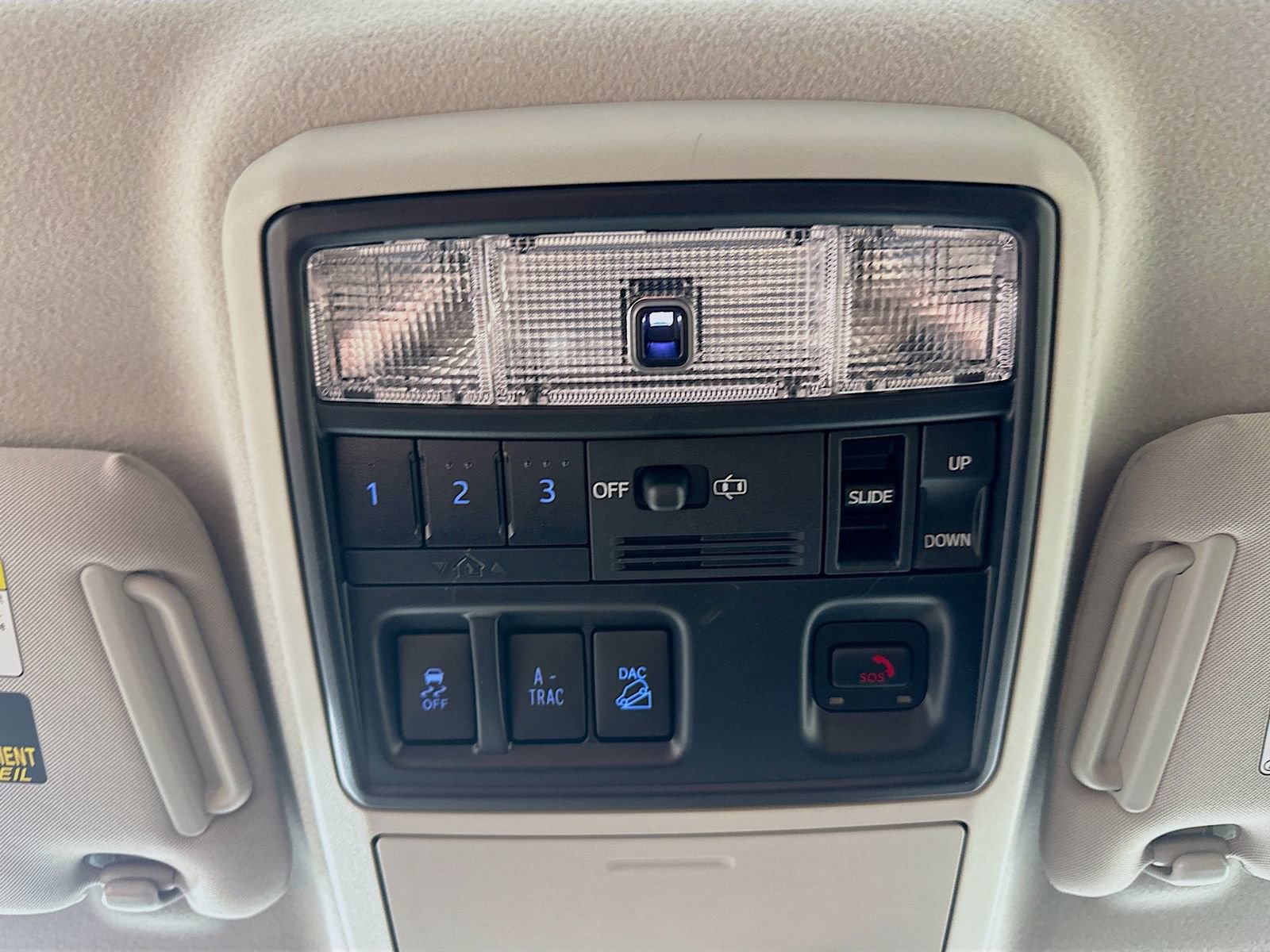 Used 2024 Toyota 4Runner Limited AWD/4WD image 30