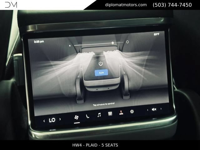 Used 2024 Tesla Model S Plaid AWD/4WD image 37