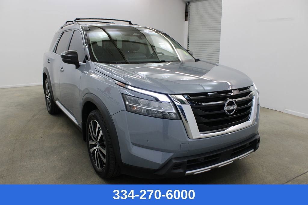 Certified 2023 Nissan Pathfinder Platinum w/ Cargo Package image 5