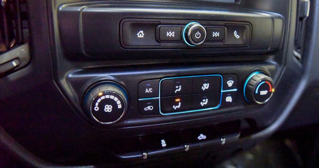 Used 2018 Chevrolet Silverado 2500 W/T image 15