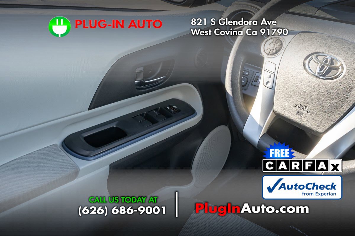 Used 2012 Toyota Prius C Two image 13