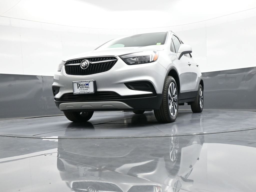 Used 2022 Buick Encore Preferred w/ Safety Package image 25