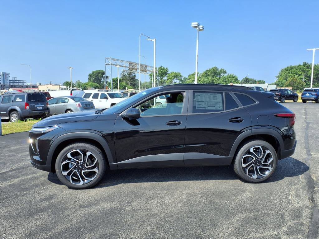 New 2025 Chevrolet Trax RS image 7