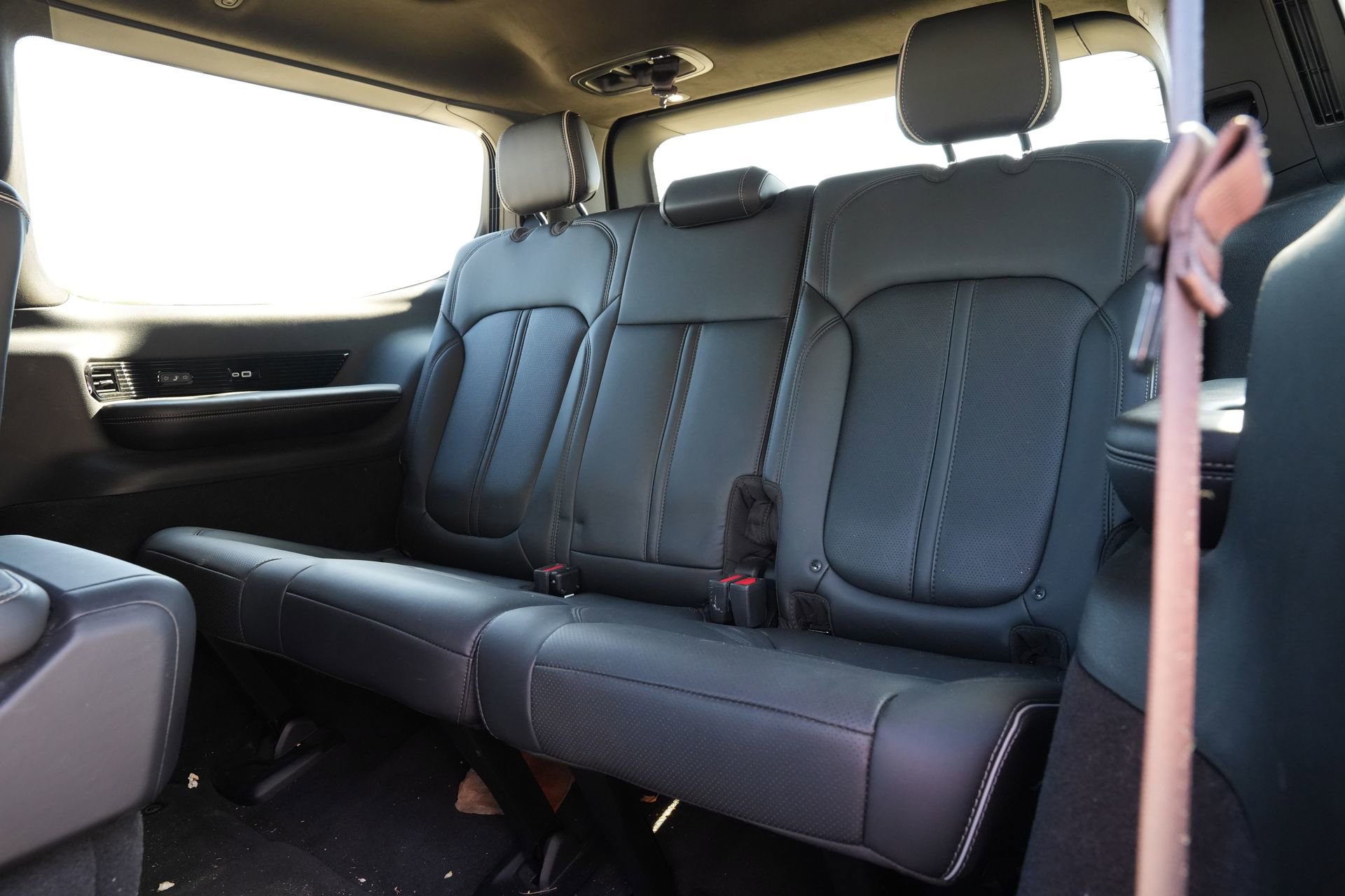 Used 2022 Jeep Grand Wagoneer Series II AWD/4WD image 21
