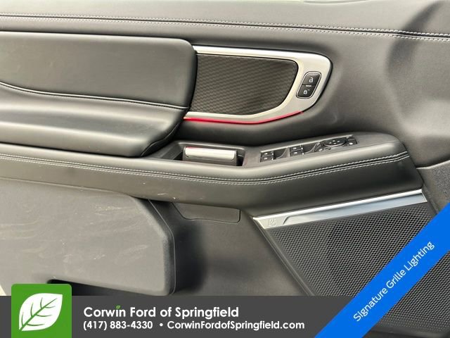 New 2026 Ford Expedition Platinum w/ Stealth Performance Package image 42