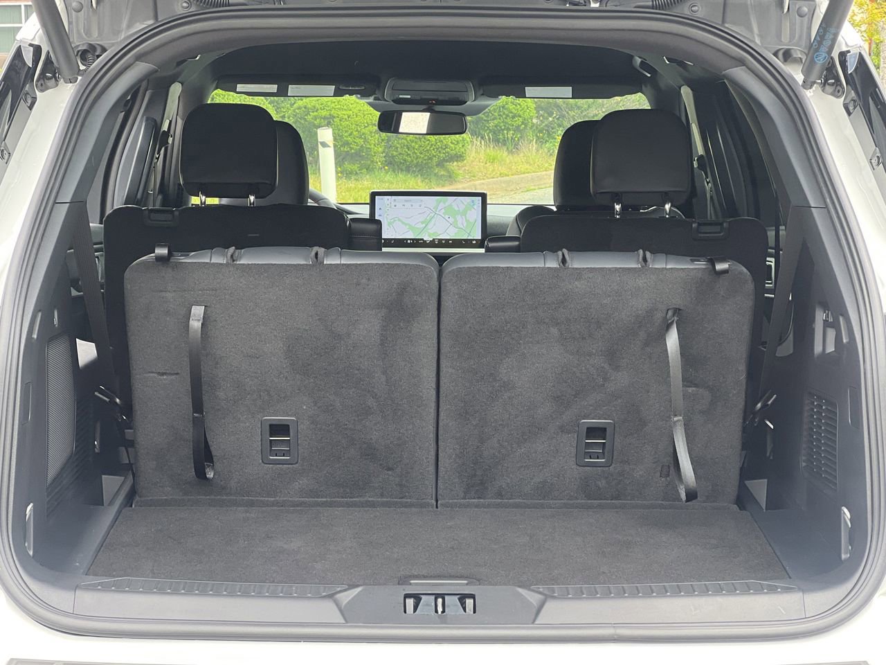 New 2026 Ford Explorer ST-Line w/ ST-Line Street Pack RWD image 21