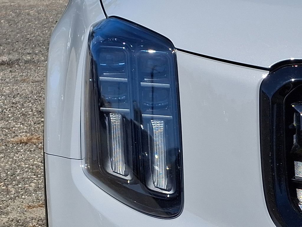 Certified 2025 Kia Telluride SX Prestige X-Line image 10