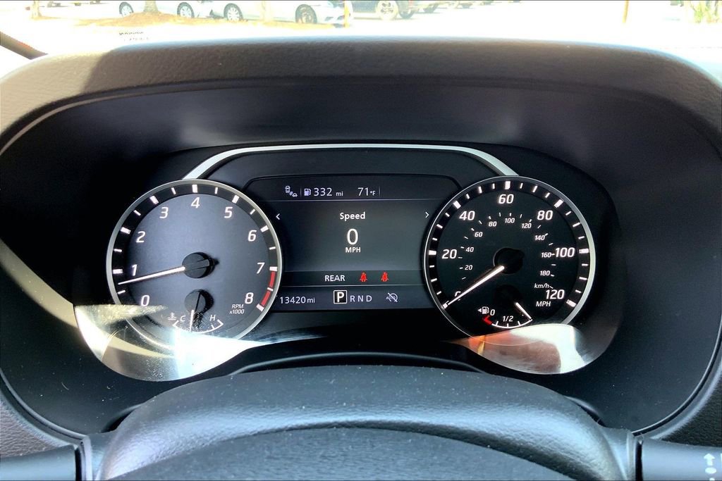Used 2025 Nissan Frontier SV RWD image 10