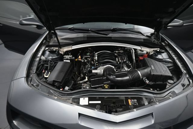 Used 2013 Chevrolet Camaro SS RWD image 12