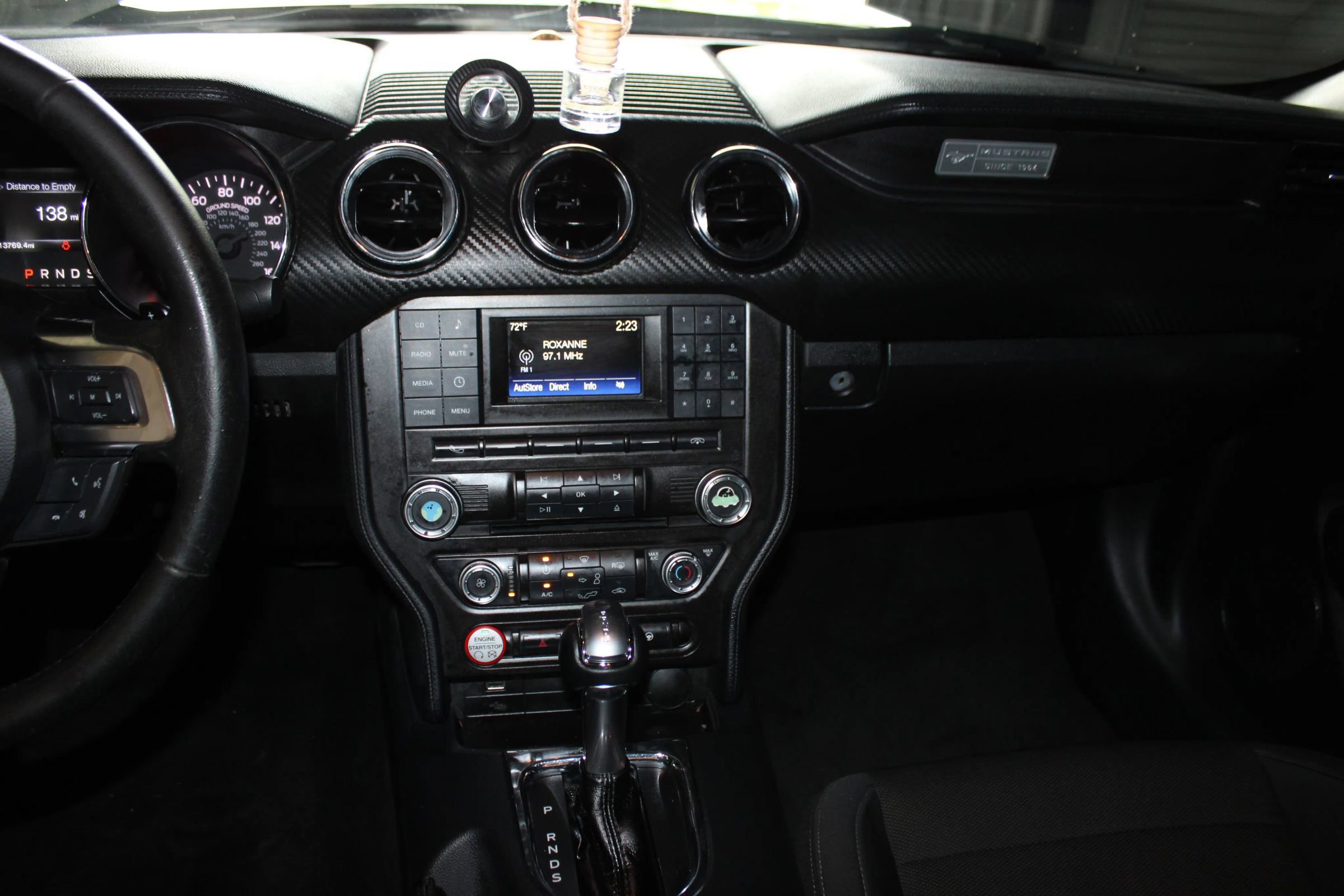 Used 2016 Ford Mustang Coupe image 12