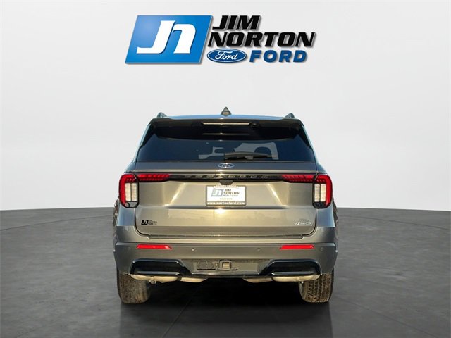 Used 2025 Ford Explorer ST-Line image 4