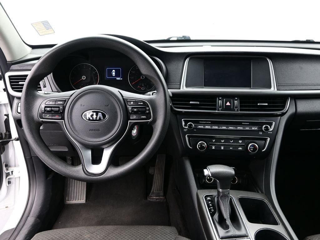 Used 2018 Kia Optima LX image 16
