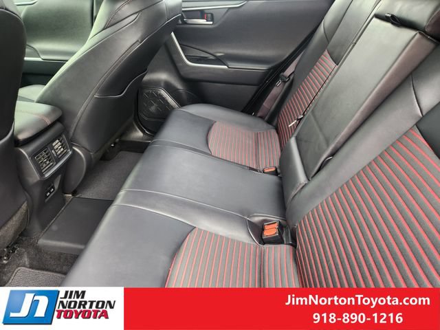 Used 2024 Toyota RAV4 XSE AWD/4WD image 30