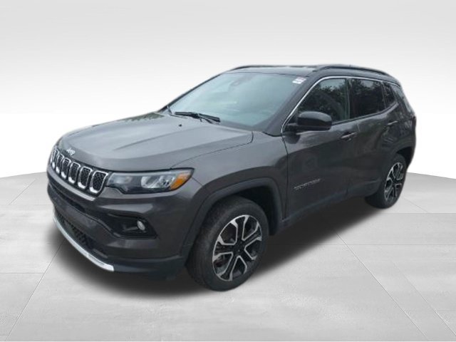 Used 2023 Jeep Compass Limited AWD/4WD image 4