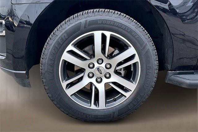 Used 2024 Ford Expedition Limited image 8
