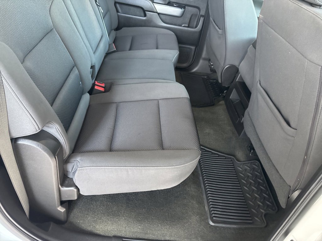 Used 2018 Chevrolet Silverado 1500 LT w/ All Star Edition image 26