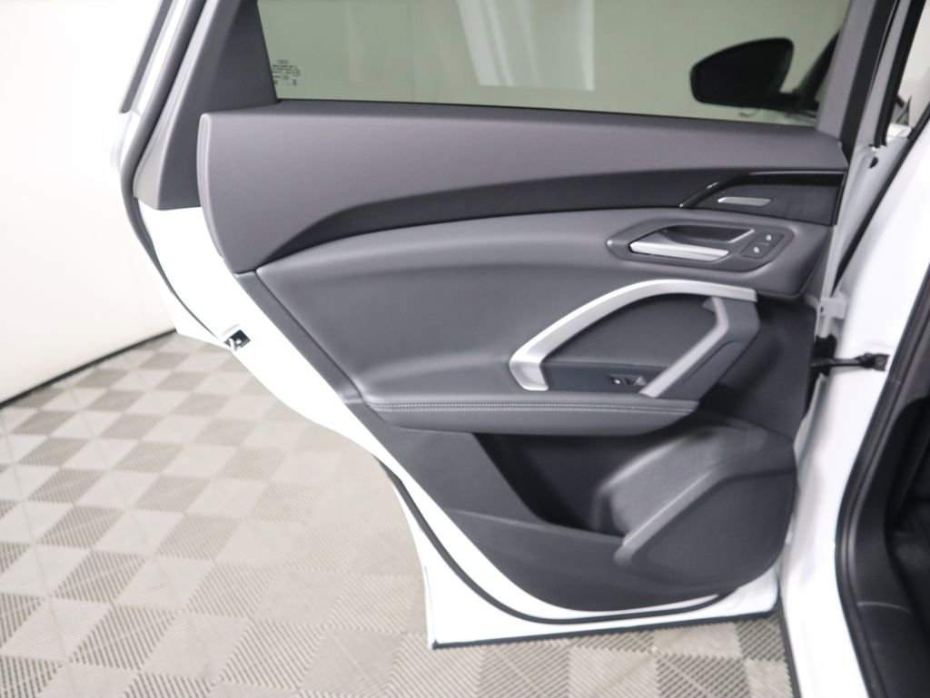 Used 2025 Audi Q5 Premium Plus w/ Premium Plus image 29