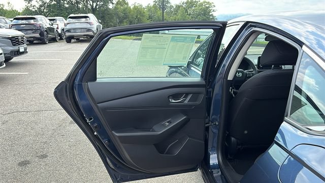Used 2023 Honda Accord EX image 24