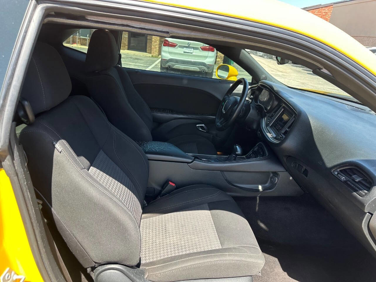 Used 2018 Dodge Challenger SXT image 13