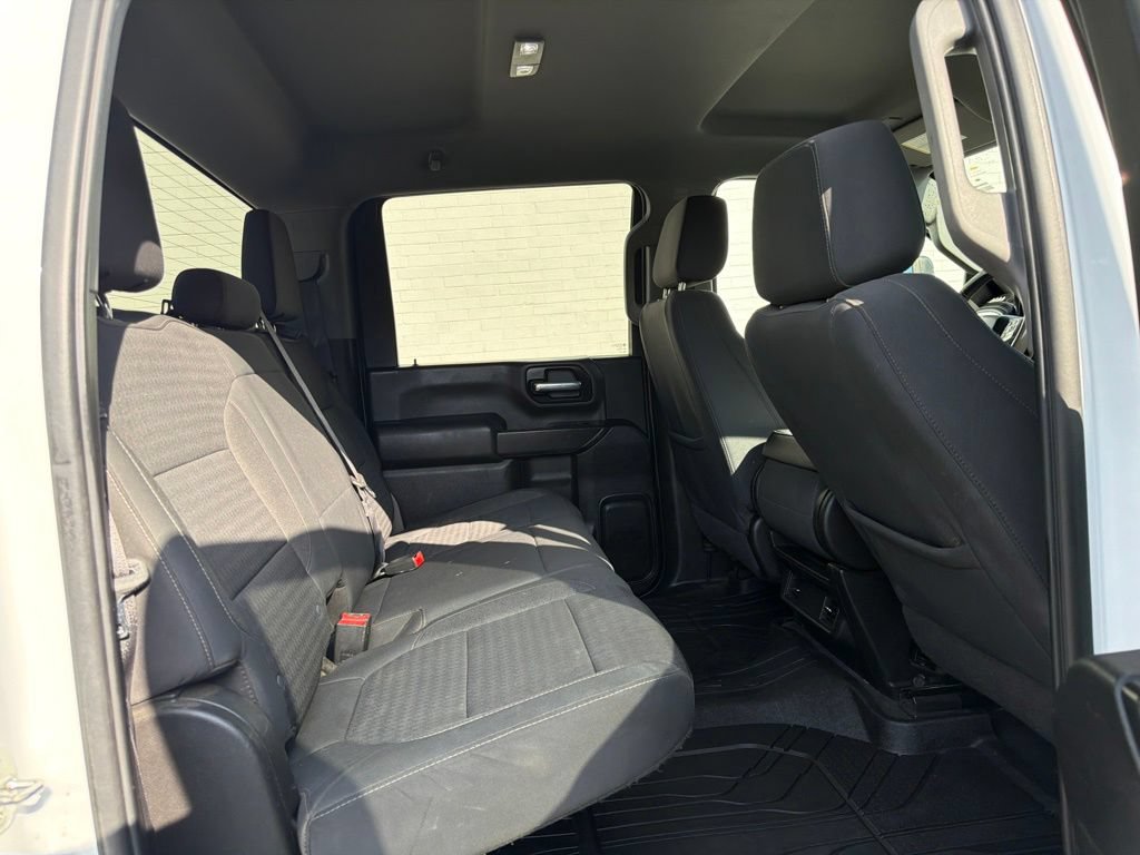 Used 2021 Chevrolet Silverado 2500 LT w/ Fleet Comfort Package AWD/4WD image 9