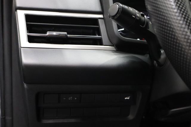 Used 2022 Mitsubishi Outlander SE AWD/4WD image 19