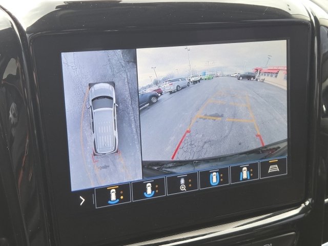 Used 2021 Chevrolet Traverse RS image 7