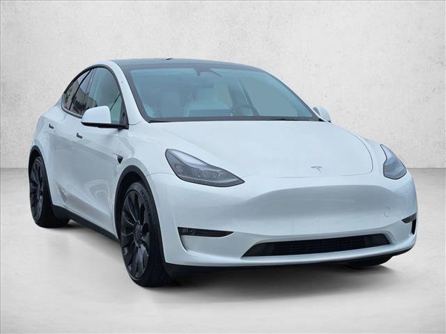 Used 2024 Tesla Model Y Performance image 3
