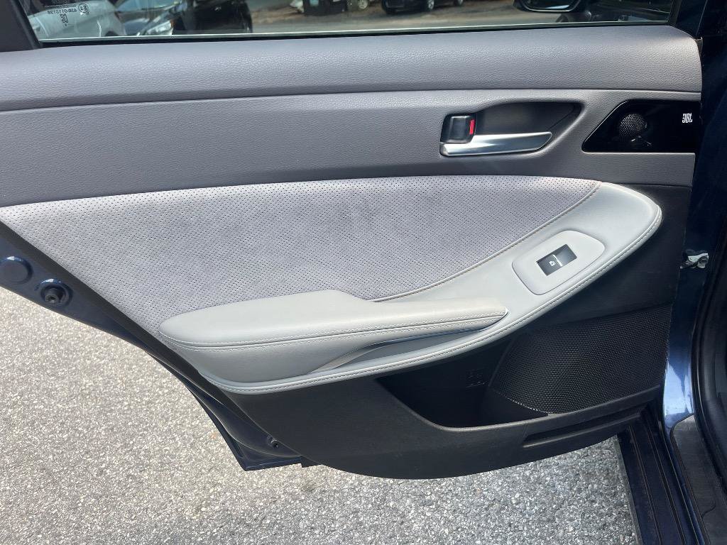 Used 2019 Toyota Avalon XSE w/ Four Season Floor Mat Package FWD image 20
