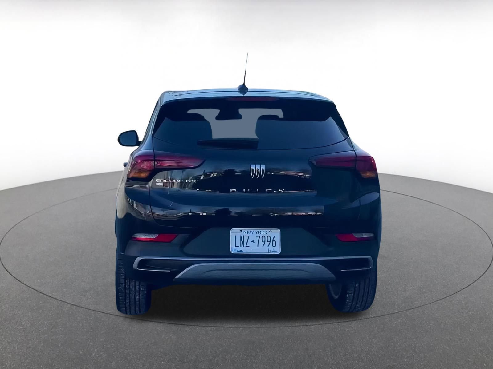 Used 2025 Buick Encore GX Preferred image 12
