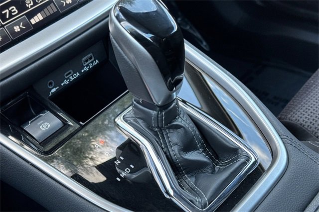 Used 2025 Subaru Outback Premium w/ Popular Package #1A image 24