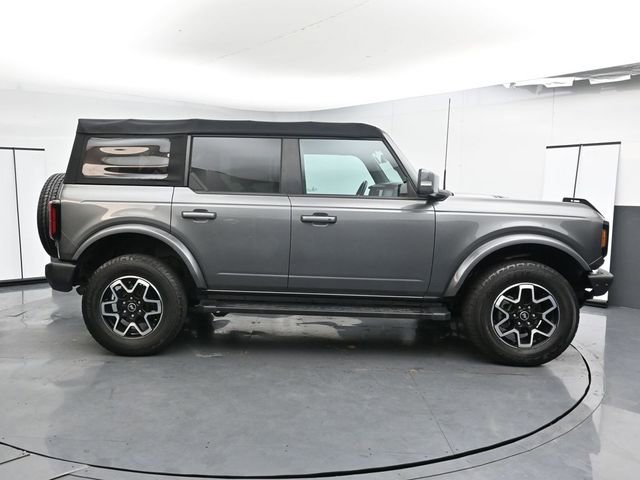Used 2022 Ford Bronco Outer Banks AWD/4WD image 9
